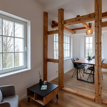 Hirschmann 5 Mit Kamin * בראונלאגה